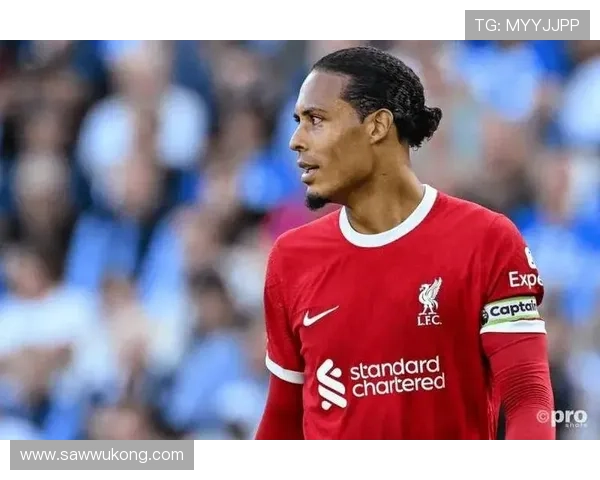 博努奇与范迪克在关键防守分工上形成体系分散趋势